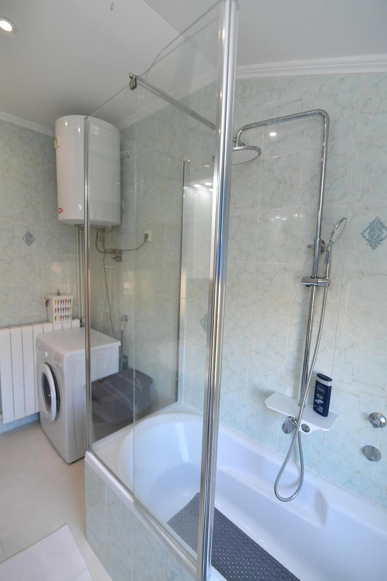 Apartments Peric Опатия Екстериор снимка